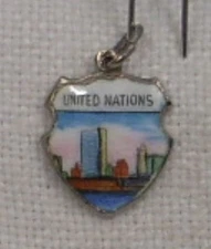 Vintage REU Sterling/Enameled United Nations Building New York Bracelet Charm 