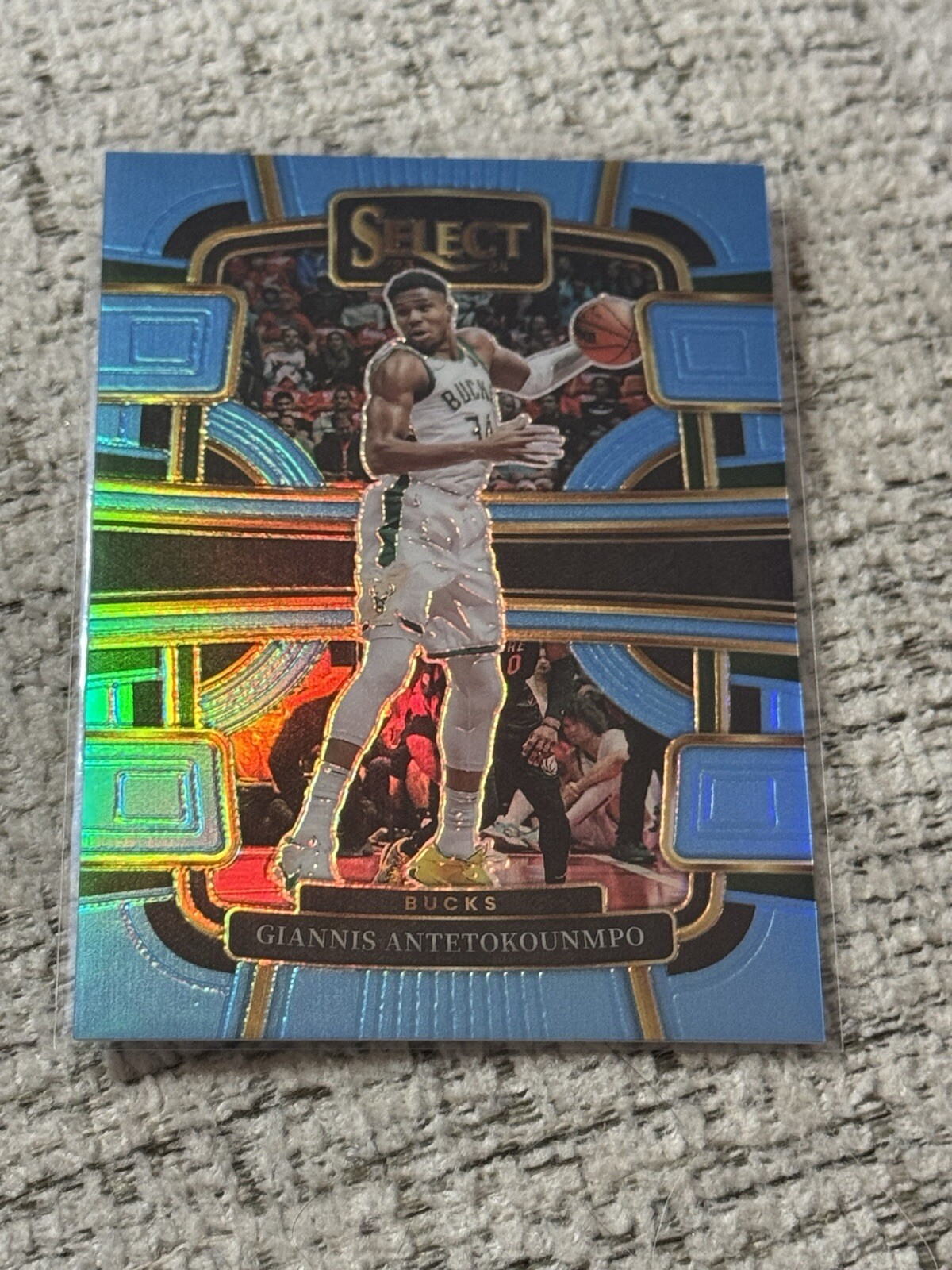 2023-24 Giannis Antetokounmpo Panini Select Light Blue /299 #60