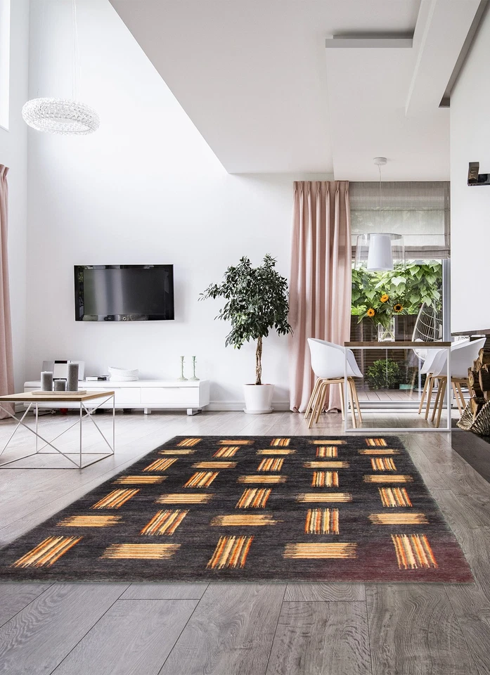 4'8" x 6'4" Hand Knotted Area Rug Traditional Oriental Wool Carpet - Image 2 of 4