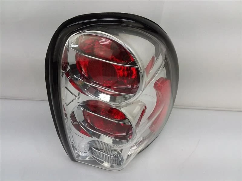 Luz trasera derecha pasajero compatible con 98-03 Dodge Durango 333-1934pcasvc altezza Foto 2 de 4
