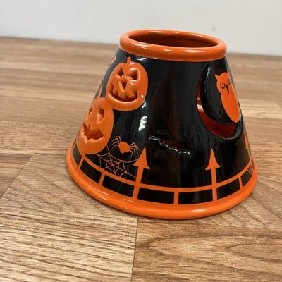 White Barn Candle Company Halloween Ceramic Shade Owl Crow Pumpkins Spiders Bats