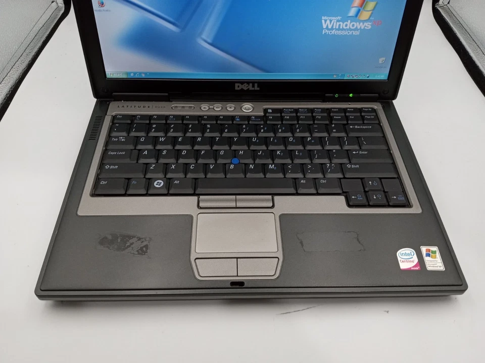 Dell D630 Laptop Intel Core 2 Duo 2GB RAM 80GB HD WinXP RS232 -BAD SPEAKERS -RR - Image 2 of 4