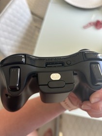 Microsoft Xbox 360 Wireless Controller Black/Black with Batteries NEW SEALED