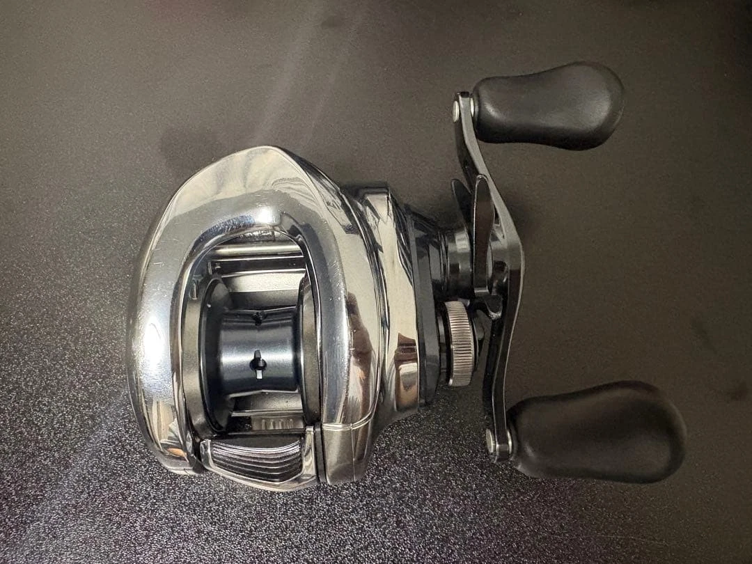 Moulinet Shimano 25 Antares 101 B HG L - Sport & Plein air