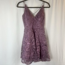 NWT Lulus mini dress Floral  Open Back Color: purple Size: M