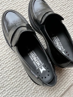 This Season BRAND NEW & HOT STYLE Womens 9.5 Mephisto Pamelia Leather Loafers