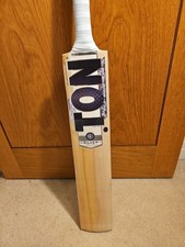 Reconditioned Slazenger V800 Titan  English Willow Cricket Bat 2lb 9oz