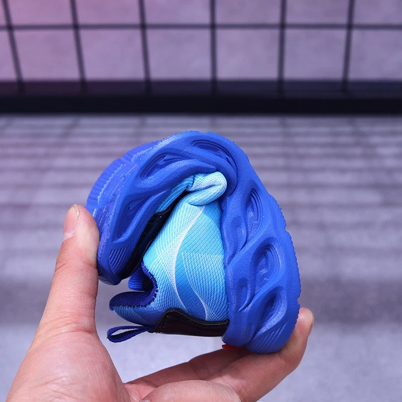 Niños Niños LED Iluminado Araña - Hombre Deportes Confort Zapatos Tenis Luz Intermitente  Foto 4 de 4