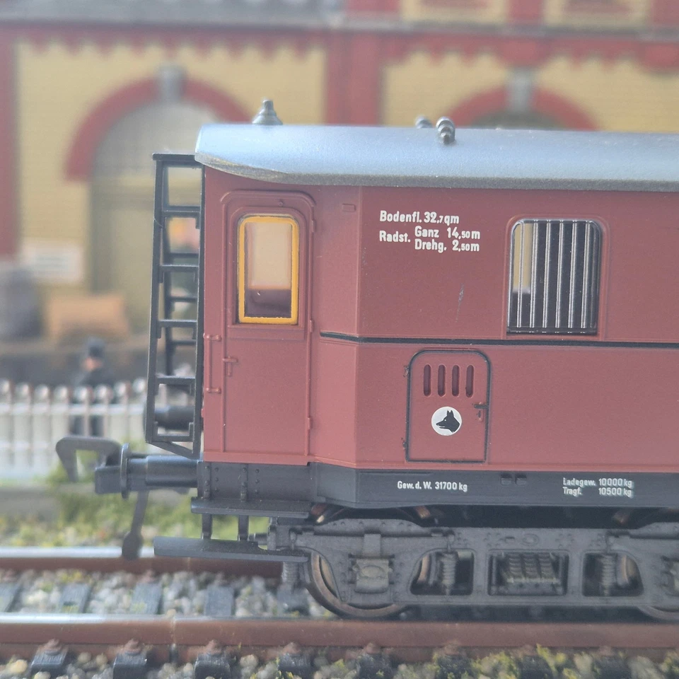 Fleischmann H0 5800 Gepäckwagen" Erfurt 3022" A B der KPEV in OVP/2516 - Bild 4 von 4