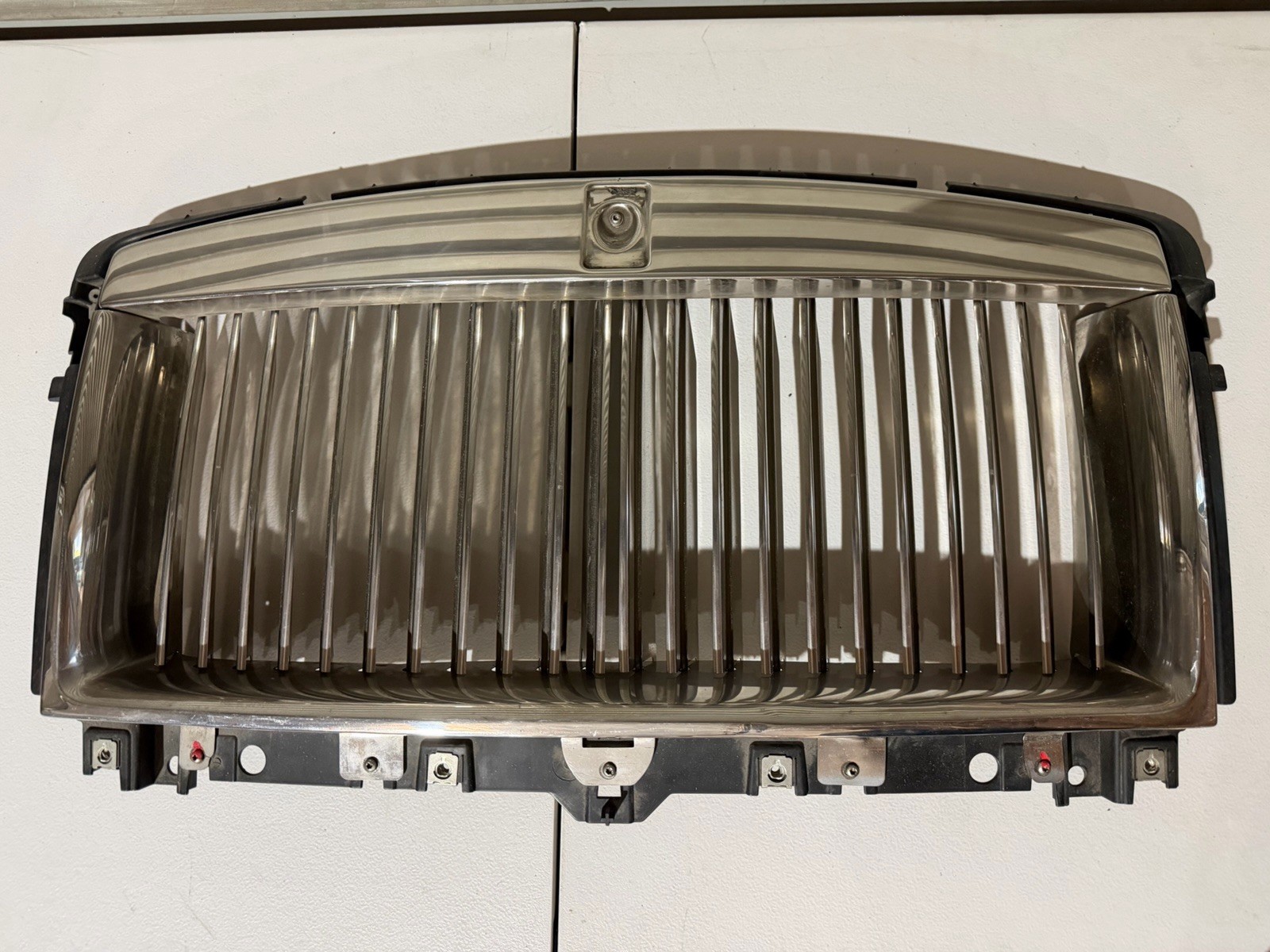 2010-2014 Rolls Royce Ghost Front Radiator Grille Chrome 51117198866 OEM