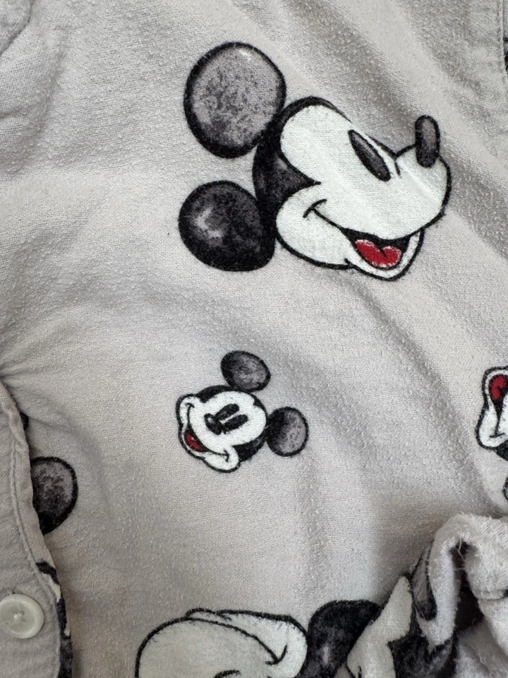 Juego de pijama de franela Pottery Barn Teen Christmas Mickey Mouse; mediano; rojo/multi Foto 3 de 4