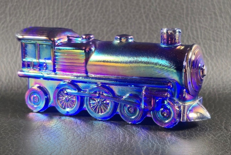 Boyd's Crystal Art Glass Stough Victory 1028 LOCOMOTIVE ENGINE Cobalt Carnival