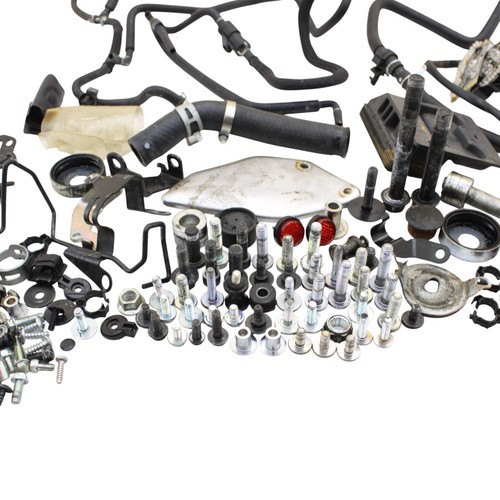 Juego de pernos de cubierta de embrague de motor Yamaha YZF R3 2015-2024 MANGUERA DE LAVADORA - Imagen 3 de 11
