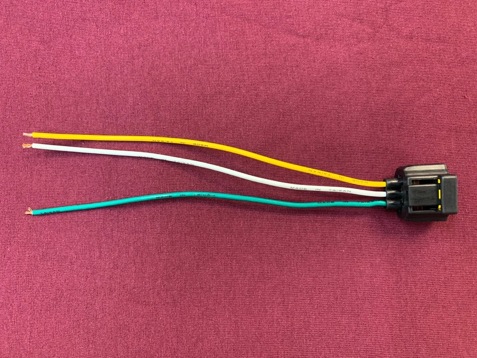 CONECTOR ENCHUFE ARNÉS COLETA ALTERNADOR PARA FORD TAURUS X V6 2008-2009, 3,5 L Foto 4 de 4