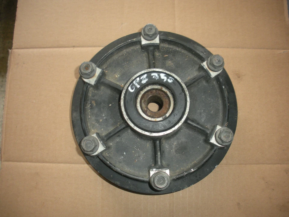 KAWASAKI GPZ 750 - PORTE COURONNE - Photo 1/1