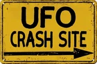 UFO Waring Signs Vintage Tin Metal Signs Home Décor 8x12 Crash Site Garage Man C