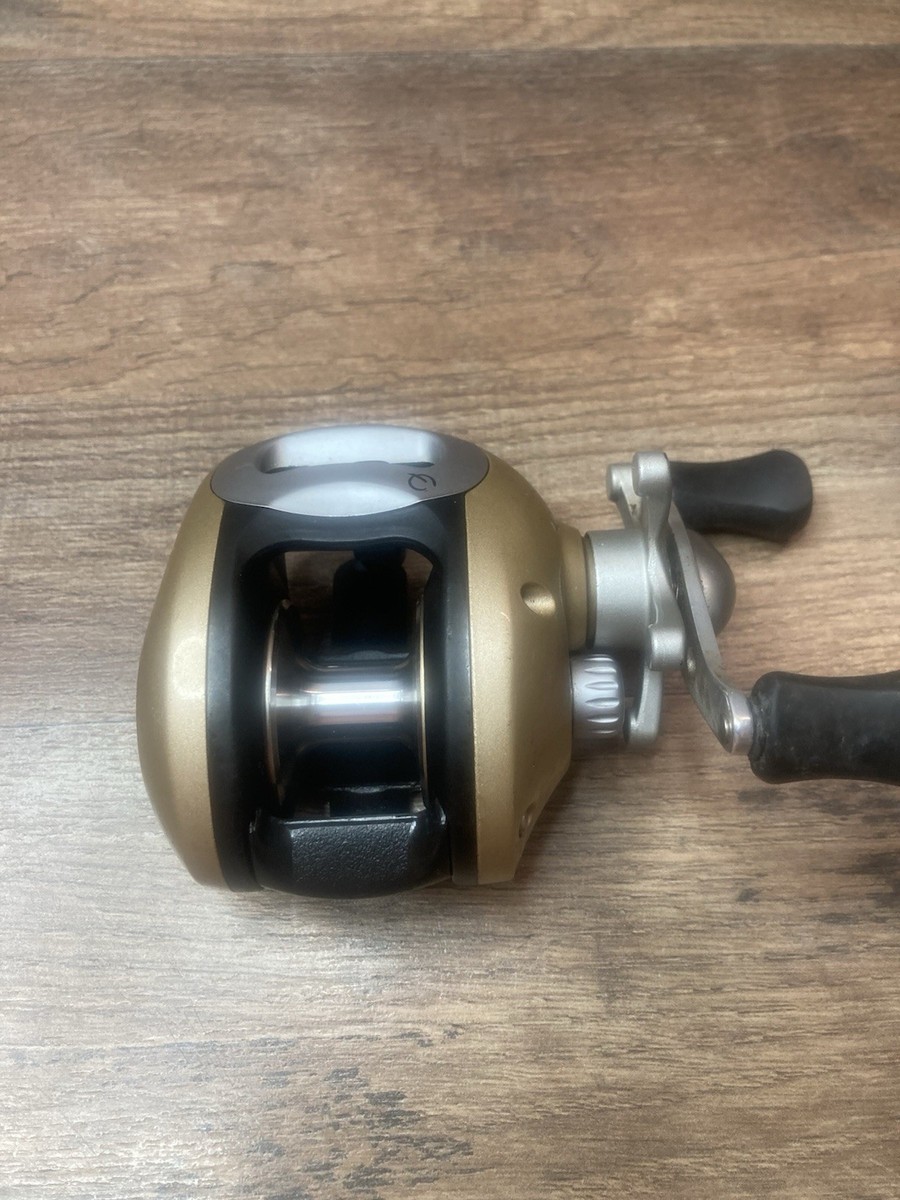 Quantum PF 400CX Flipping baitcast reel | eBay