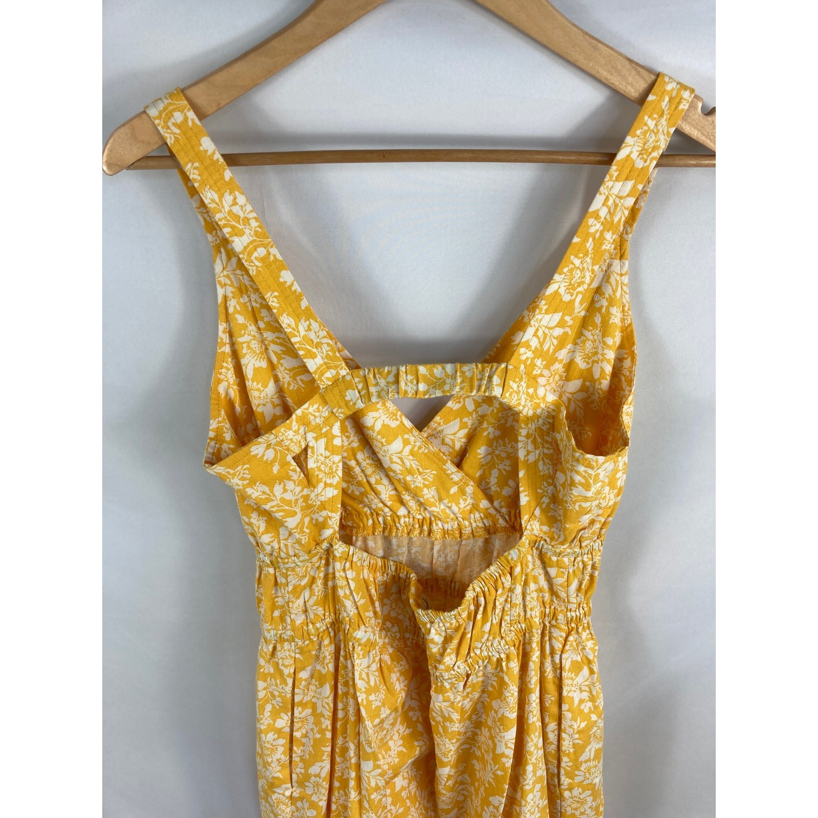 Universal Thread Floral Patterned Yellow V Neck S… - image 5