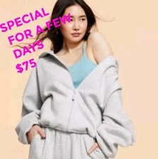 Vital Exclusive Blogilates  Marshmallow  Full  Zip  Hoodie Sweatshirt SIZE M