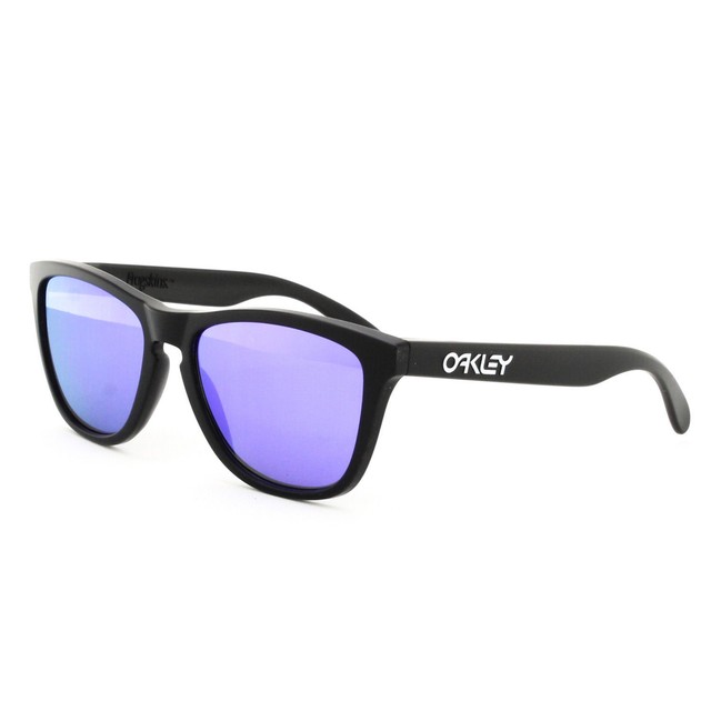 Oakley Frogskins 133mm Men's Sunglasses 