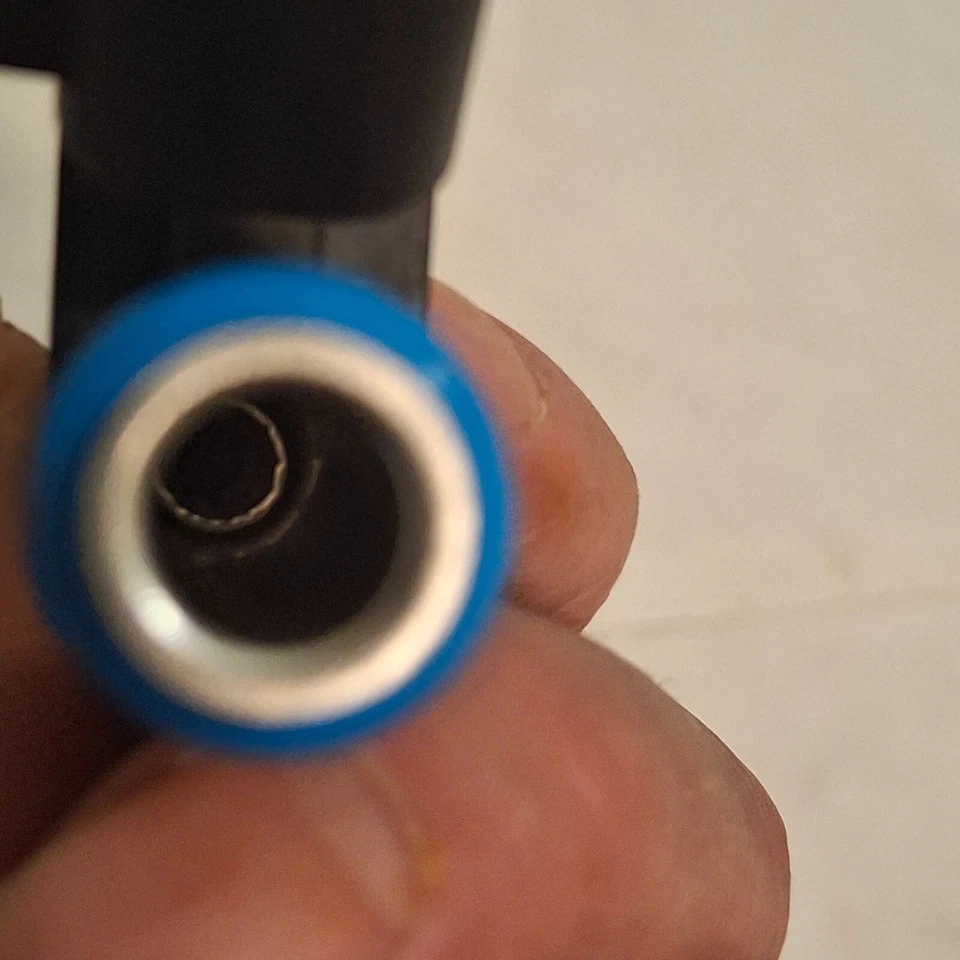 2005-07 Ford Lincoln Fuel Injector 5C3Z-9F593-DC - Image 3 of 4