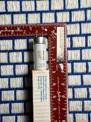 Stinger bug zapper bulb types comparison T8 T12 CFL