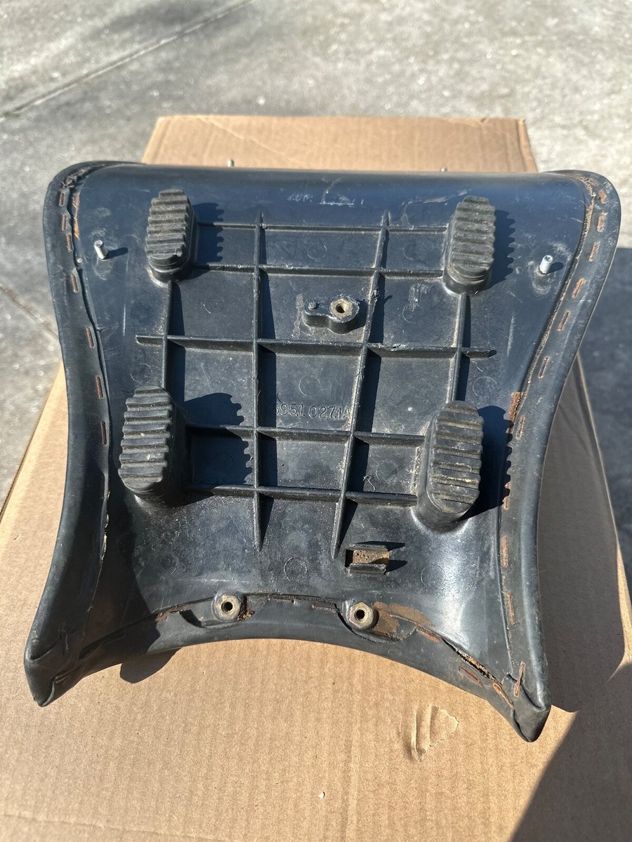 Ducati 748 916 996 998 Monoposto Mono Seat Saddle OEM