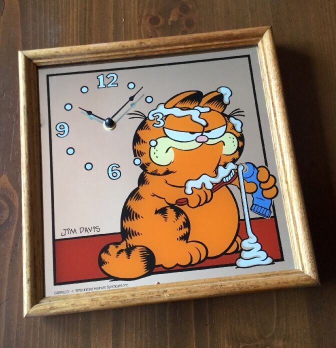 RARE Vintage 1978 Garfield Brushing Teeth Dentist Office