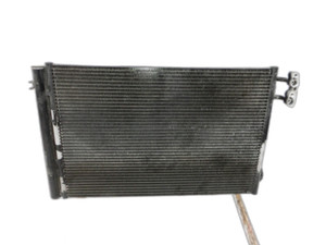 Kondensator Klimakühler AC für BMW 1er E88 125I 07-11 64539229022 9229022