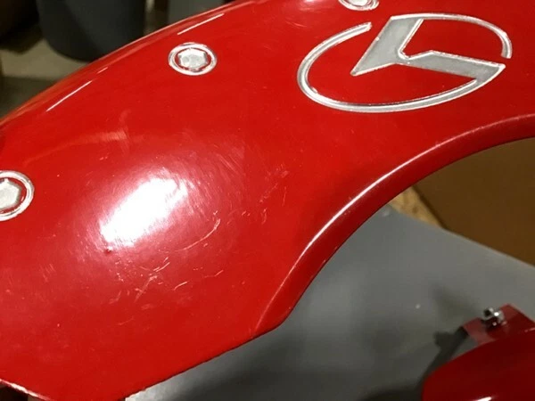 Juego de cubiertas de pinza rojas MGP para KIA Soul Forte grabadas círculo delantero y trasero K rojo Foto 4 de 4