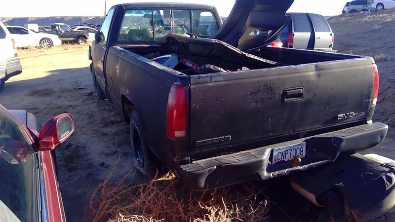 Brazo de control inferior delantero derecho usado delantero se adapta a: 1993 GMC 1500 PICKUP delantero Foto 4 de 4