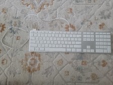 Apple A1243 USB Wired Standard Keypad - White