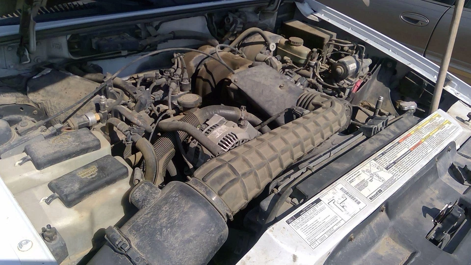 Полный комплект топливной рейки с форсунками для Ford Explorer 1993-1996 годов выпуска 4,0 л - Изображение 2 из 4