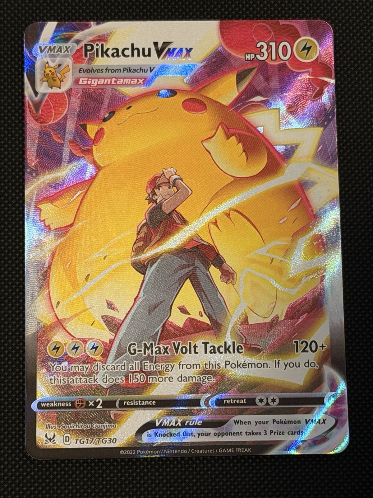 Pikachu VMAX TG17/TG30 Trainer Gallery Lost Origin Pokemon Card Near Mint