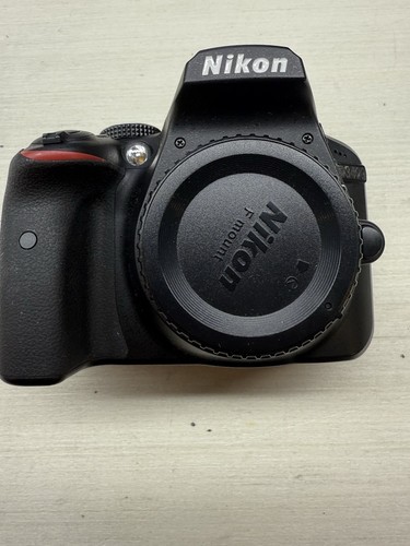 Nikon D3400 24.2MP Digital SLR Camera Body READ