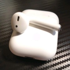 Apple AirPods Wireless Bluetooth In-Ear Earbud White with Charging Case