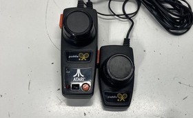 Atari Flashback 2 Classic Game Console w Accessory Bundle FOR PARTS UNTESTED 