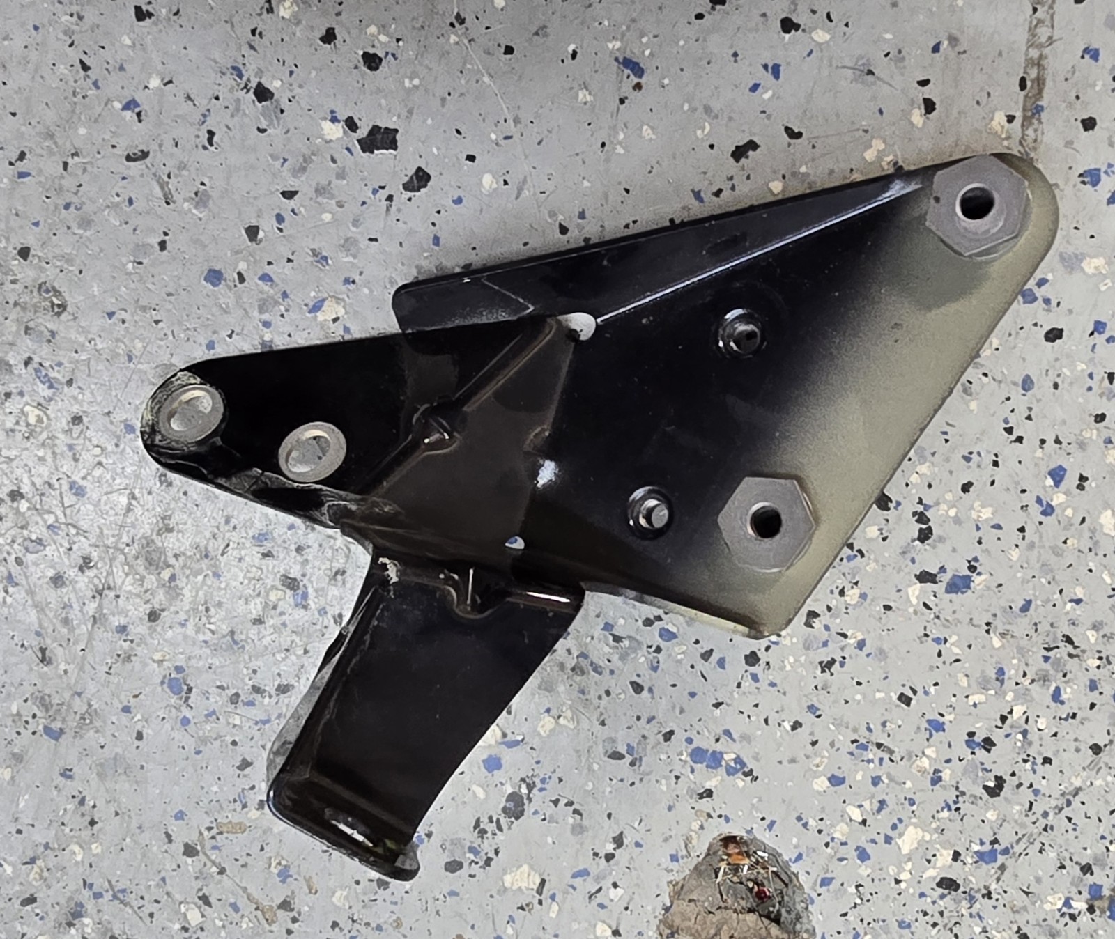 Lamborghini Huracan Support Bracket Front 4T0806126D 4T0806126E