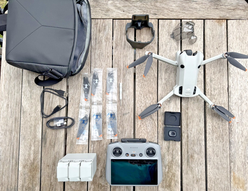 DJI Mini 4 Pro Fly More Combo Camera Drone (with RC 2 Remote) - in warranty