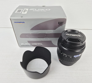 Olympus Zuiko Digital ED 18-180mm f/3.5-6.3 Four Thirds Zoom Lens Boxed