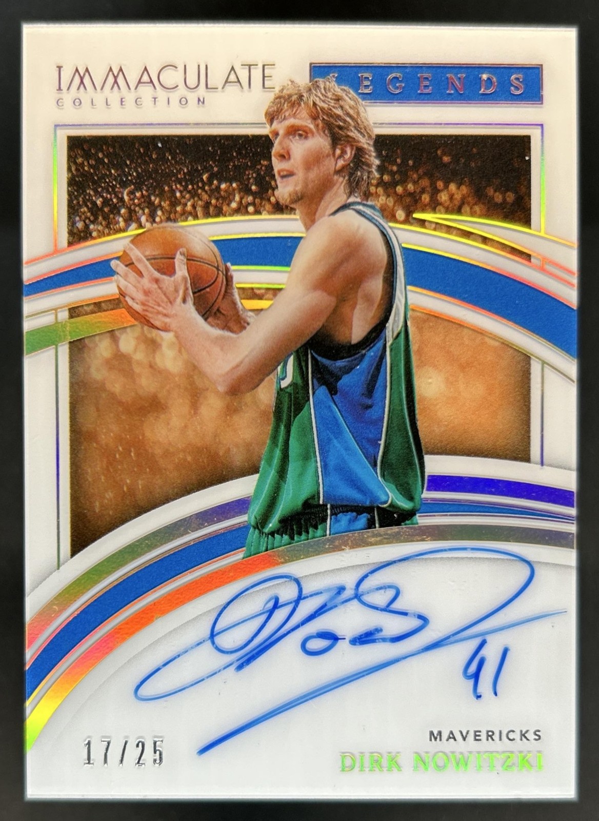 2021-22 Panini Immaculate Collection Dirk Nowitzki Legends Auto #/25 Mavericks view 1