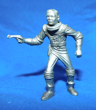 Vintage 1950s Marx 70mm Spaceman Playset Figure SILVER W/SPACE PISTOL OT 4