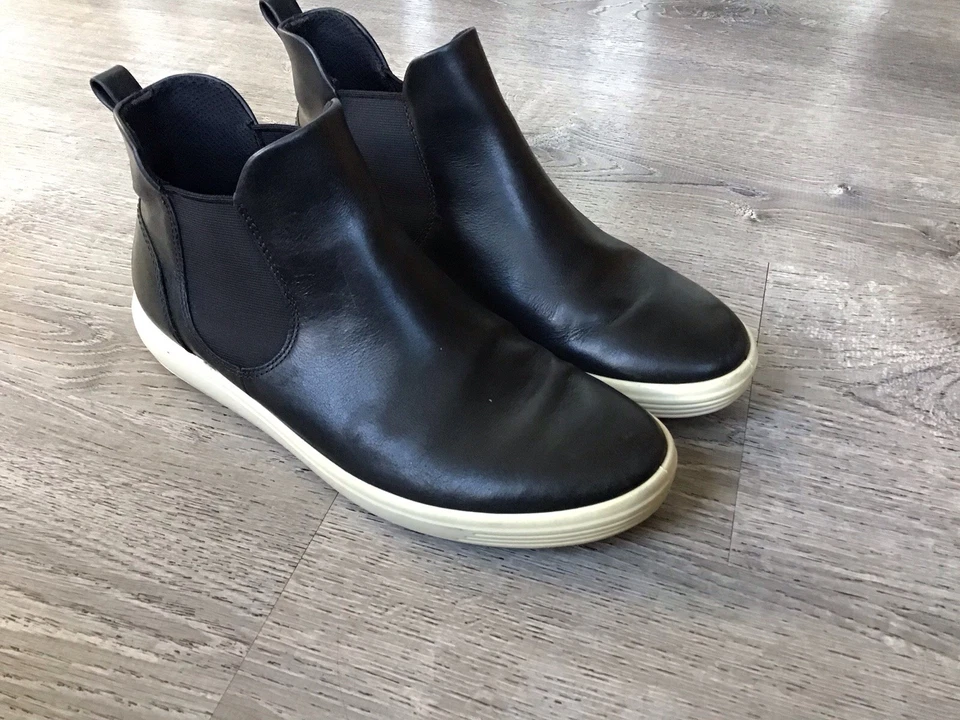 Ecco Soft 7 Chelsea Boots Women's 41 / 10 Black Comfort Sneakers Ankle Bootie - Image 2 of 4