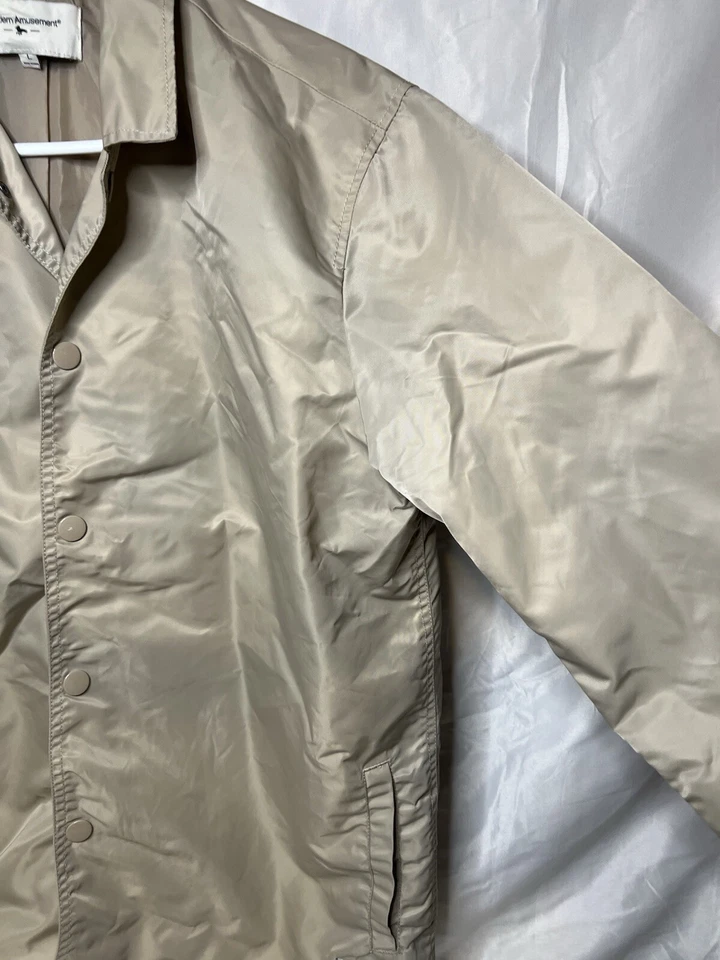 Modern Amusement Men’s Large Windbreaker Jacket Snap Closure Tan Beige - Image 2 of 4