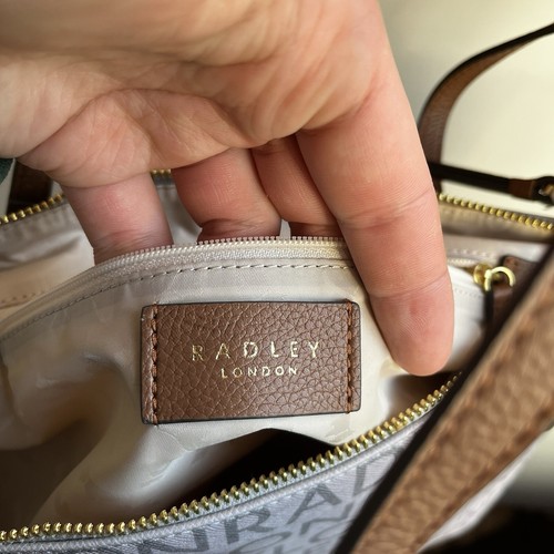 Brand New Radley Signature Logo Medium ZipTop Tote Bag - Picture 9 of 12