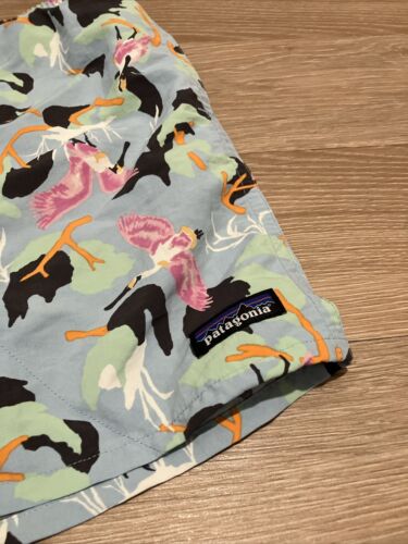 Patagonia Baggies Shorts Mens XL Colorful Bird Print Lined Casual Travel Beach - Picture 2 of 6