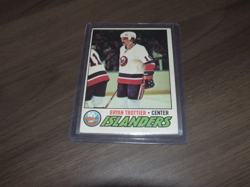 1977-78 O-Pee-Chee #105 Bryan Trottier