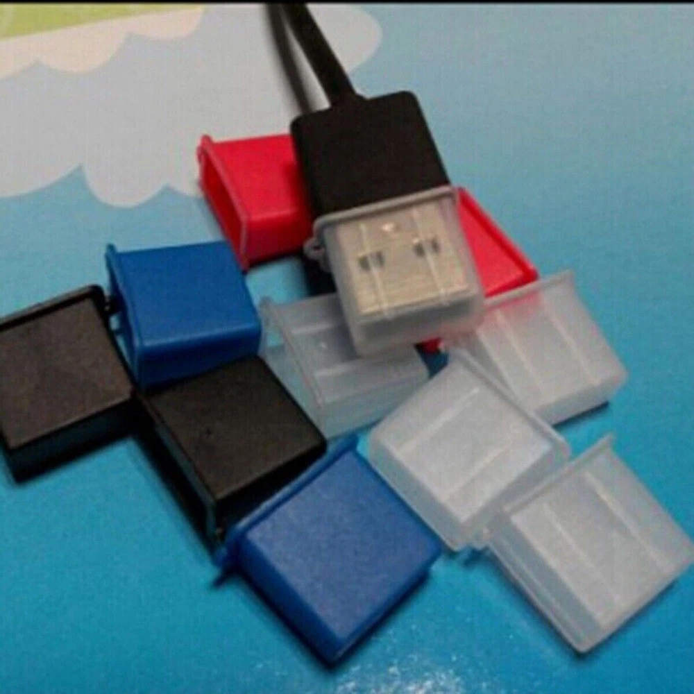 16 Pezzi Tappi Antipolvere Per Porte USB – Spinotti Copriporta In Gomma Per PC/Laptop – Nero