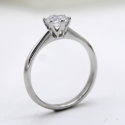 0.75Ct Klassisch Rund 6 Zacken Solitaire Lab Grown Diamant Verlobungsring VS1 E