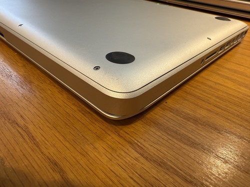 MacBook Pro 13 a1278 (Late 2011) 2.4ghz Core i5, 8gb Ram, 500gb SSHD, SuperDrive - Picture 19 of 23